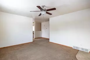 515 E Oak St, Kimberly, WI 54136 - Photo 15