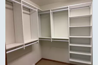 525 W Wayfarer Court, Appleton, WI 54913 - Photo 13