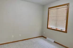 525 W Wayfarer Ct, Appleton, WI 54913 - Photo 19