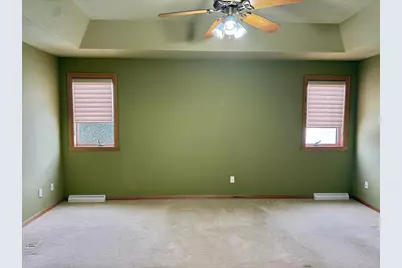 525 W Wayfarer Court, Appleton, WI 54913 - Photo 11