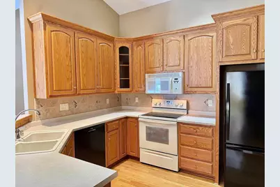 525 W Wayfarer Court, Appleton, WI 54913 - Photo 5