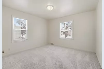 1103 13th Avenue, Green Bay, WI 54304 - Photo 13