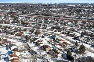 2445 Ingold Ct, Green Bay, WI 54301 - Photo 9