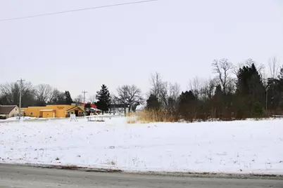 6086 County Road S, Little Suamico, WI 54171 - Photo 1