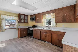 214 Baldwin St, Oconto, WI 54153 - Photo 13