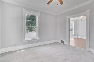 407 E Irving Ave, Oshkosh, WI 54901 - Photo 11