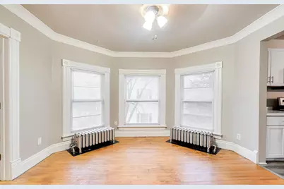 407 E Irving Avenue, Oshkosh, WI 54901 - Photo 17