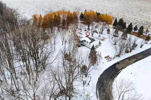 7707 Quigley Rd, Omro, WI 54963 - Photo 3