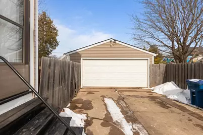 242 W 14th Avenue, Oshkosh, WI 54902 - Photo 43