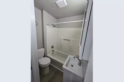 907 Jackson Street, Oshkosh, WI 54901 - Photo 11