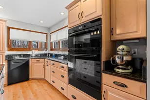 W7647 Patrick Pl, Beaver Dam, WI 53916 - Photo 9