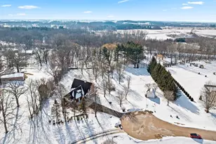 W7647 Patrick Pl, Beaver Dam, WI 53916 - Photo 81