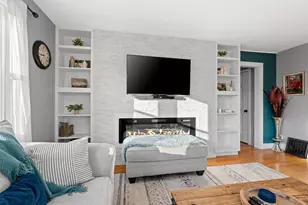 1918 S 16th St, Sheboygan, WI 53081 - Photo 5