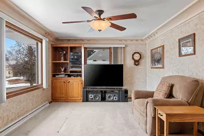 1035 E Kimberly Avenue, Kimberly, WI 54136 - Photo 5