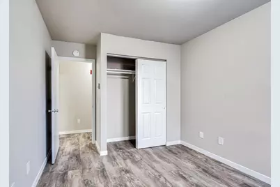 825 Wisconsin Street, Oshkosh, WI 54901 - Photo 15