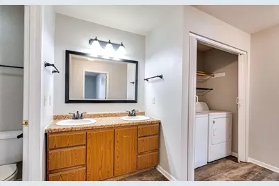 825 Wisconsin Street, Oshkosh, WI 54901 - Photo 57