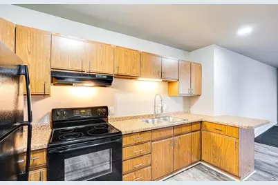 825 Wisconsin Street, Oshkosh, WI 54901 - Photo 7