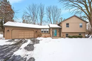 2688 Nicolet Dr, Green Bay, WI 54311 - Photo 1