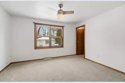 2688 Nicolet Drive, Green Bay, WI 54311 - Photo 17