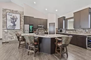 272 Lost Ridge Ct, Green Bay, WI 54302 - Photo 27