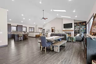 272 Lost Ridge Ct, Green Bay, WI 54302 - Photo 25