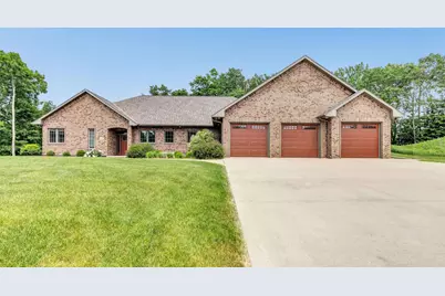 272 Lost Ridge Court, Green Bay, WI 54302 - Photo 1
