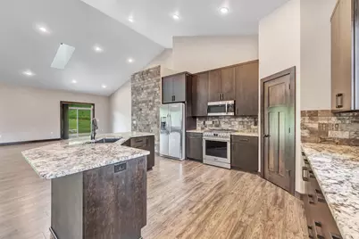 272 Lost Ridge Court, Green Bay, WI 54302 - Photo 15