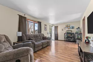 1201 W Hawes Ave, Appleton, WI 54914 - Photo 7