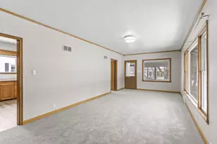 713 Jefferson St, Little Chute, WI 54140 - Photo 5