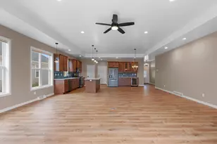 4884 Wyld Berry Wy, Hobart, WI 54155 - Photo 7