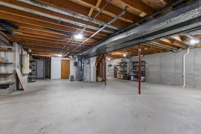 1960 Cliffview Court, Oshkosh, WI 54902 - Photo 47