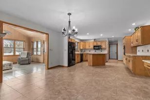 1960 Cliffview Ct, Oshkosh, WI 54902 - Photo 23