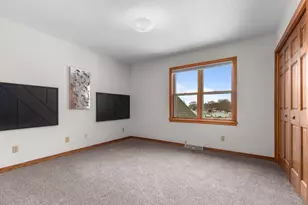 1960 Cliffview Ct, Oshkosh, WI 54902 - Photo 41