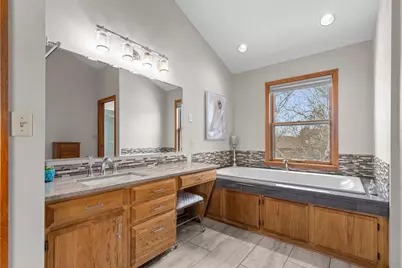 1960 Cliffview Court, Oshkosh, WI 54902 - Photo 35