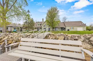 4882 S Bayshore Ln, Oconto, WI 54153 - Photo 41