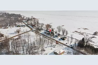 4882 S Bayshore Lane, Oconto, WI 54153 - Photo 47
