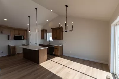 1255 W Thorn Creek Drive, Hilbert, WI 54129 - Photo 7