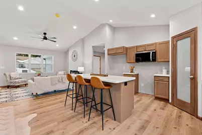 1927 Southland Lane, New London, WI 54961 - Photo 11