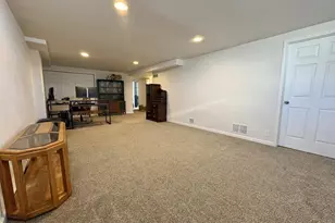 2723 Main Ave, Kaukauna, WI 54130 - Photo 15