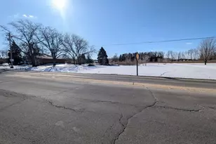 2524 Heritage Rd, De Pere, WI 54115 - Photo 3