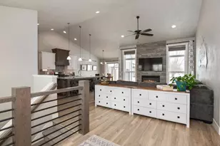 W5598 Hoelzel Way, Appleton, WI 54915 - Photo 3