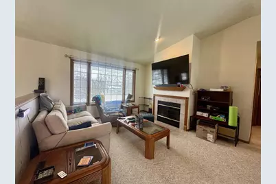 2966 Manitowoc Road, Green Bay, WI 54301 - Photo 5