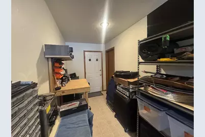 2966 Manitowoc Road, Green Bay, WI 54301 - Photo 7