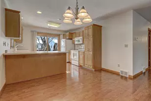 311 Parkview Ln, Kimberly, WI 54136 - Photo 11