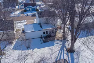 908 8th St, Menasha, WI 54952 - Photo 43