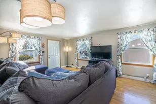 908 8th St, Menasha, WI 54952 - Photo 5