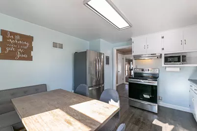 908 Eighth Street, Menasha, WI 54952 - Photo 9