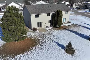 W3127 Glenbrooke Ct, Appleton, WI 54915 - Photo 31