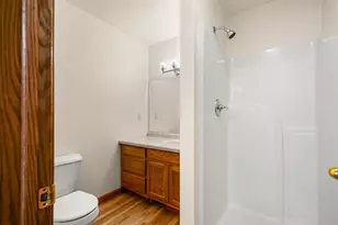 W3127 Glenbrooke Ct, Appleton, WI 54915 - Photo 19