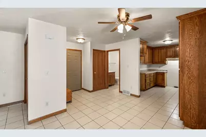 W3127 Glenbrooke Court, Appleton, WI 54915 - Photo 7